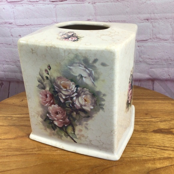 Vintage Athena Rose Ceramic Tissue Box Cover - Made in USA - Picture 1 of 8